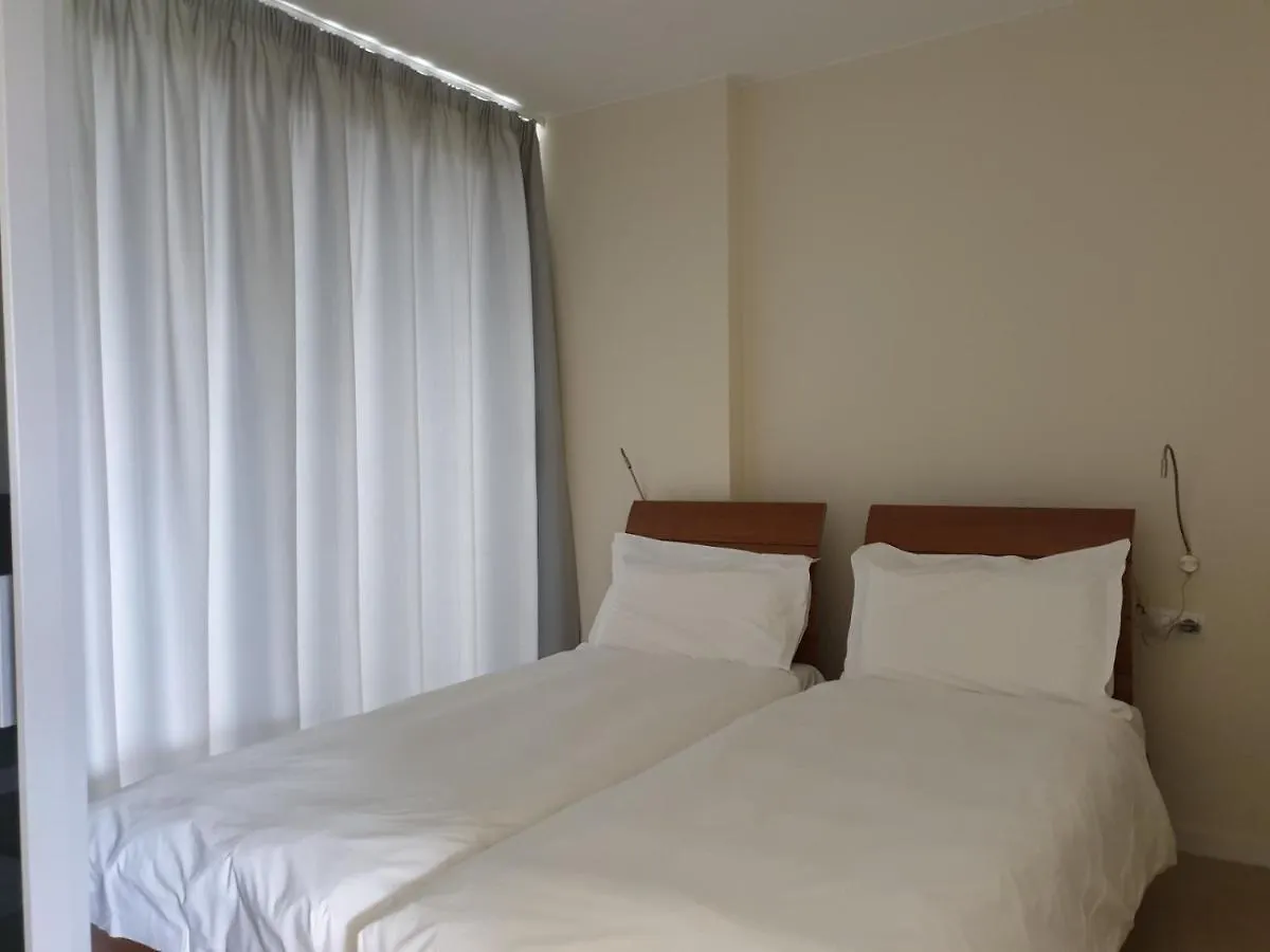 Apartment Apartaments Els Quimics Girona Spain
