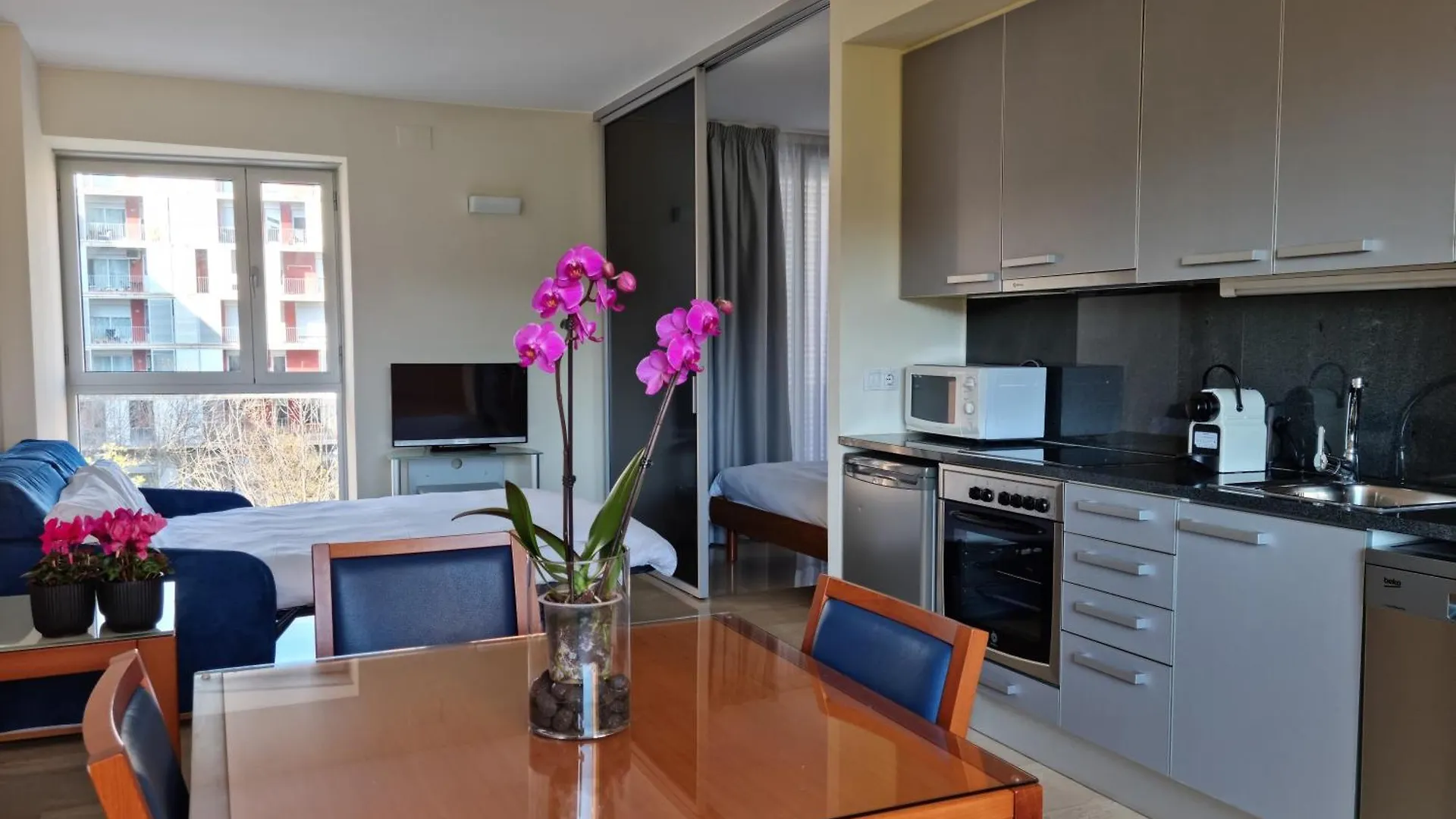 Apartment Apartaments Els Quimics Girona Spain